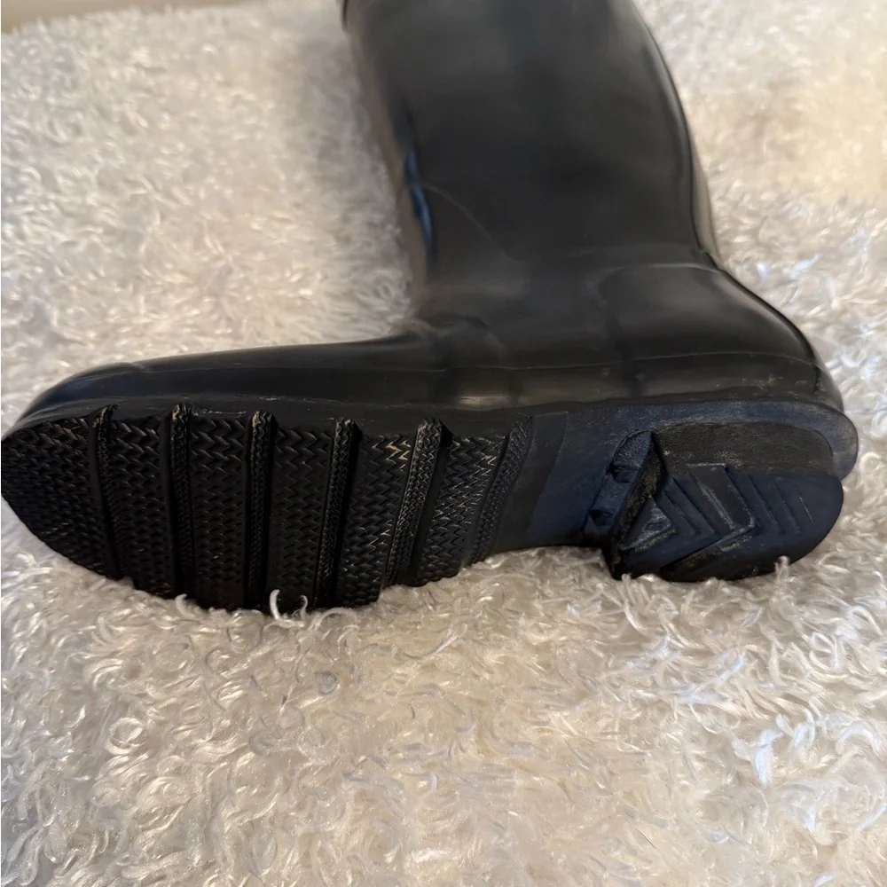 Hunter Black w/ Beige Patterned Interior Boots size 7M Excellent Used Condition - Picture 4 of 8